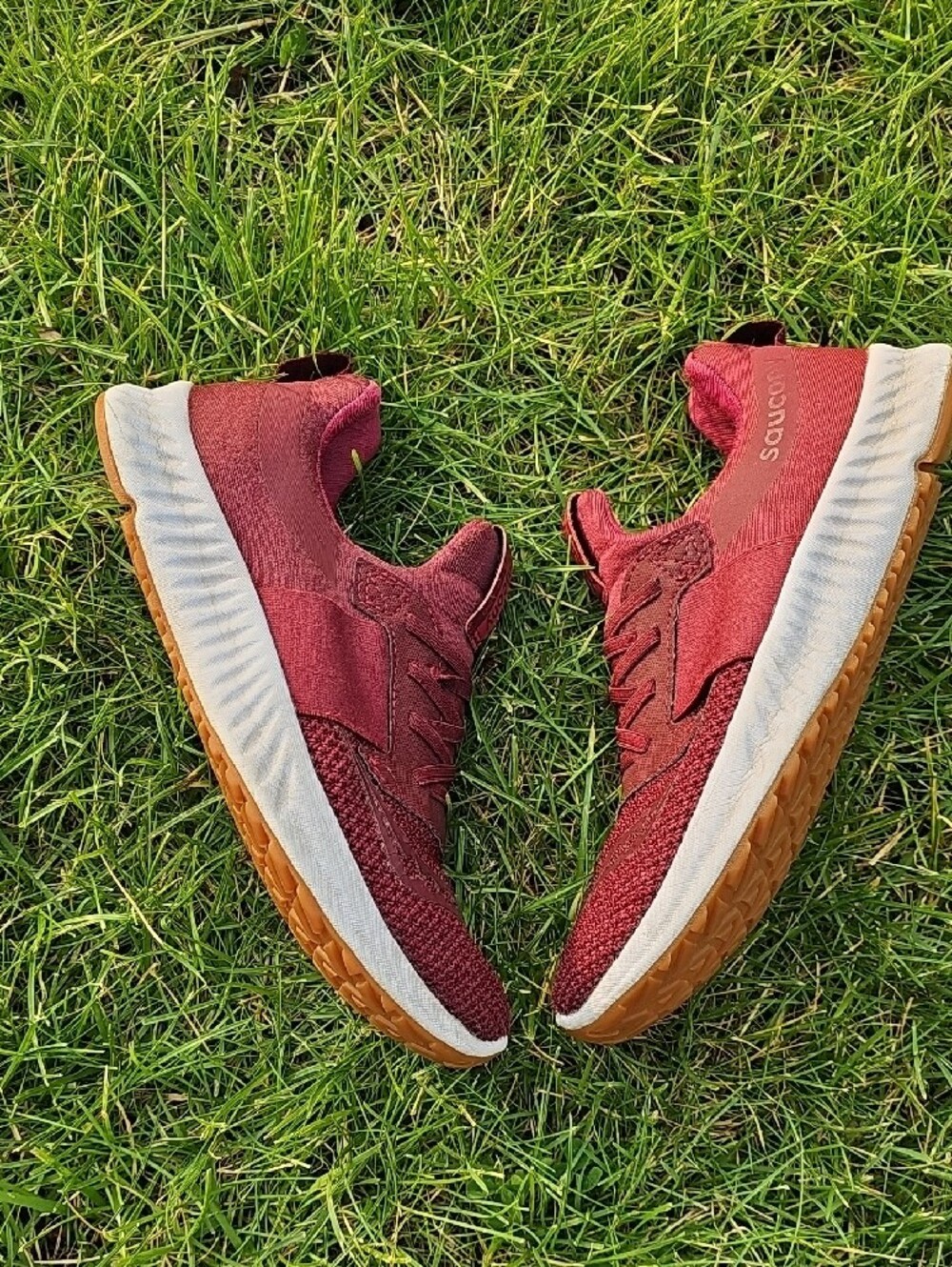 Saucony Burgundy Mesh Slip-On Runner Women's Size 8.5 - Picture 3 of 9